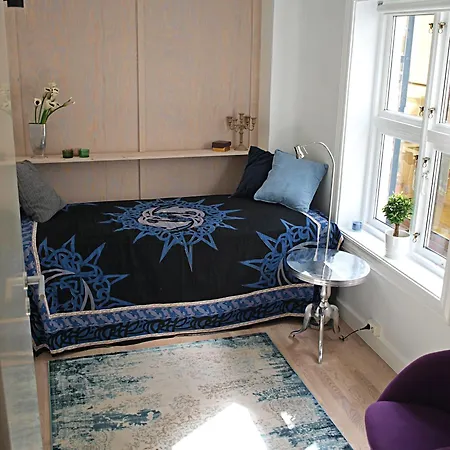 Hideout Apartment